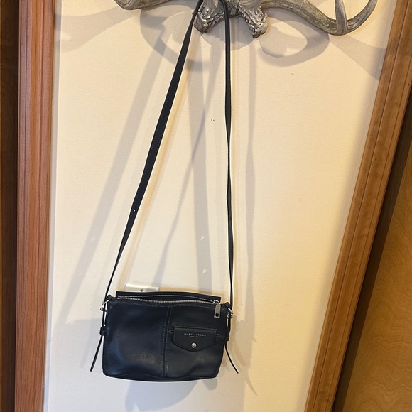 Marc Jacobs Black Crossbody Bag with Silver Details - Picture 6 of 6